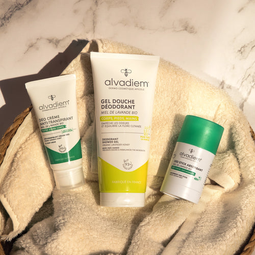 Routine déodorante Alvadiem avec déo crème anti-transpirant, gel douche déodorant et déo stick absorbant 48h