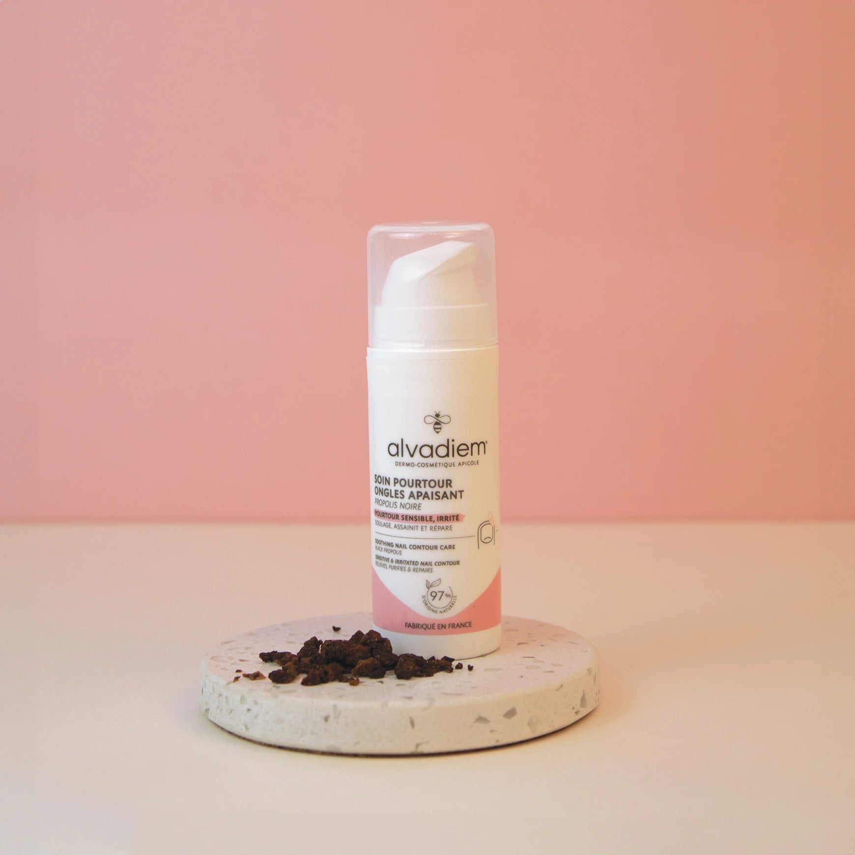 Pourtour ongles et petites peaux